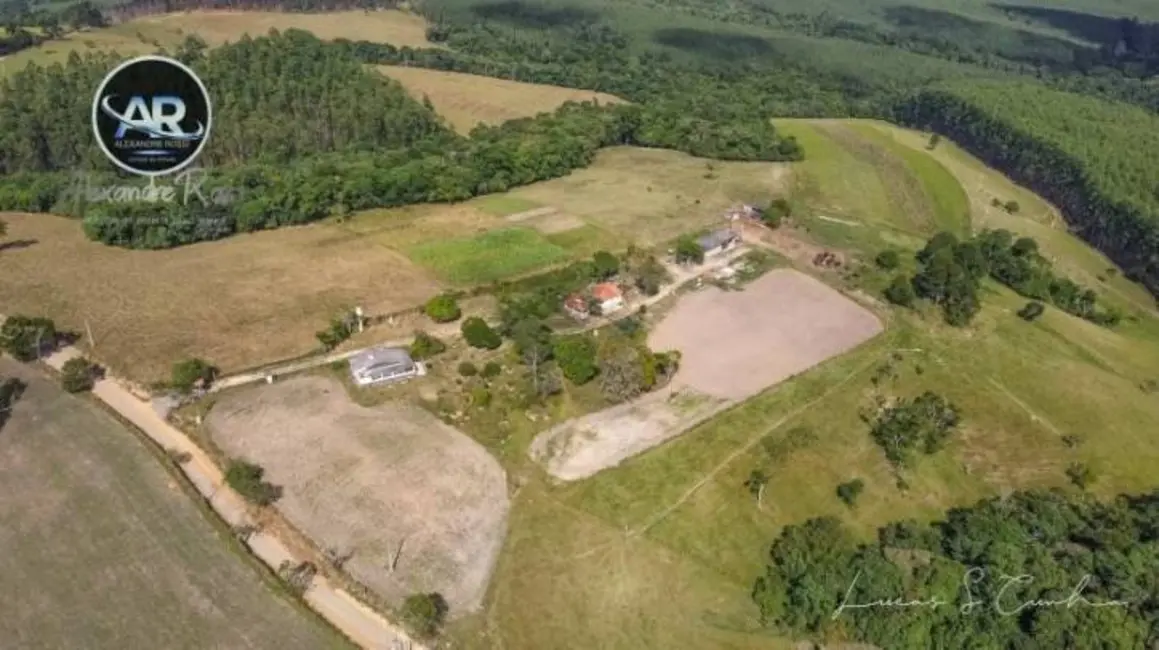 Foto 4 de Fazenda / Haras com 3 quartos à venda, 700m2 em Sao Miguel Arcanjo - SP