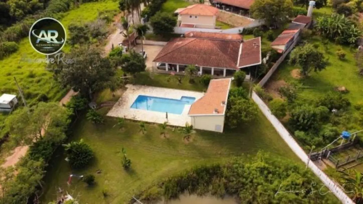 Foto 3 de Chácara com 3 quartos à venda, 300m2 em Maracanã, Jarinu - SP