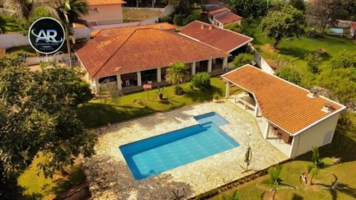 Foto 6 de Chácara com 3 quartos à venda, 300m2 em Maracanã, Jarinu - SP