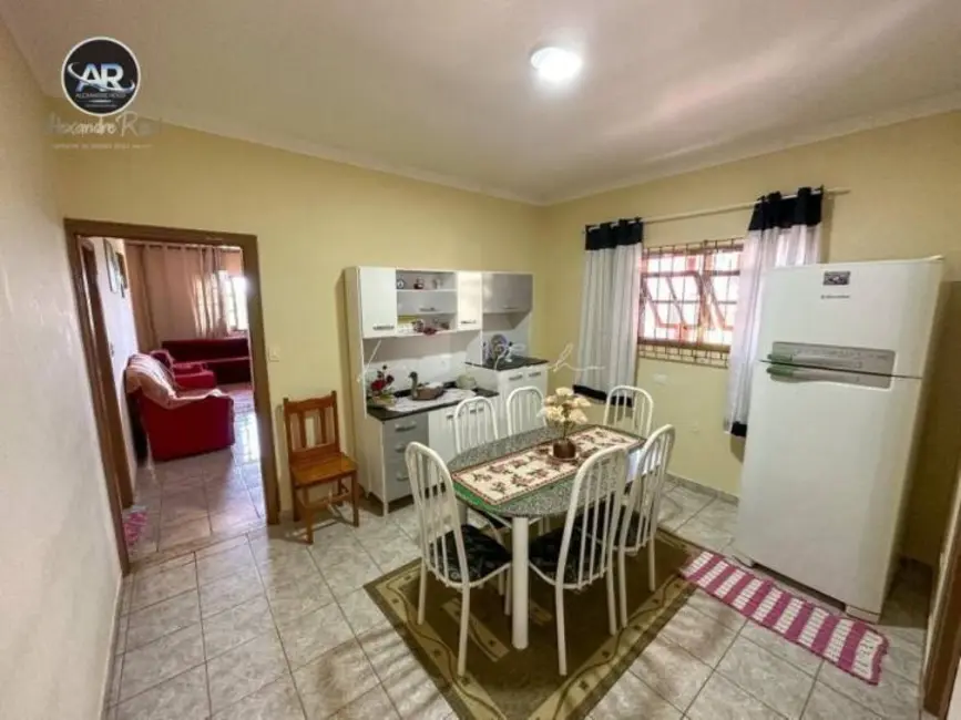 Chácara com 2 quartos à venda, 250m2 em Jarinu - SP - imagem 9 Foto 9 de Chácara com 2 quartos à venda, 250m2 em Jarinu - SP