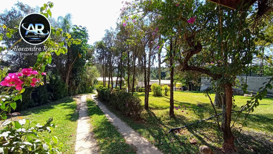 Foto 2 de Chácara com 6 quartos à venda, 250m2 em Estância Figueira Branca, Campo Limpo Paulista - SP