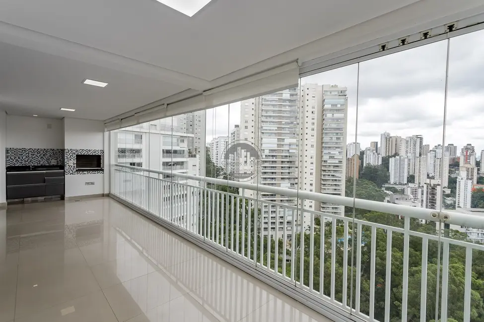Cobertura com 4 quartos à venda, 250m2 em Vila Andrade, São Paulo - SP - imagem 1 Foto 1 de Cobertura com 4 quartos à venda, 250m2 em Vila Andrade, São Paulo - SP