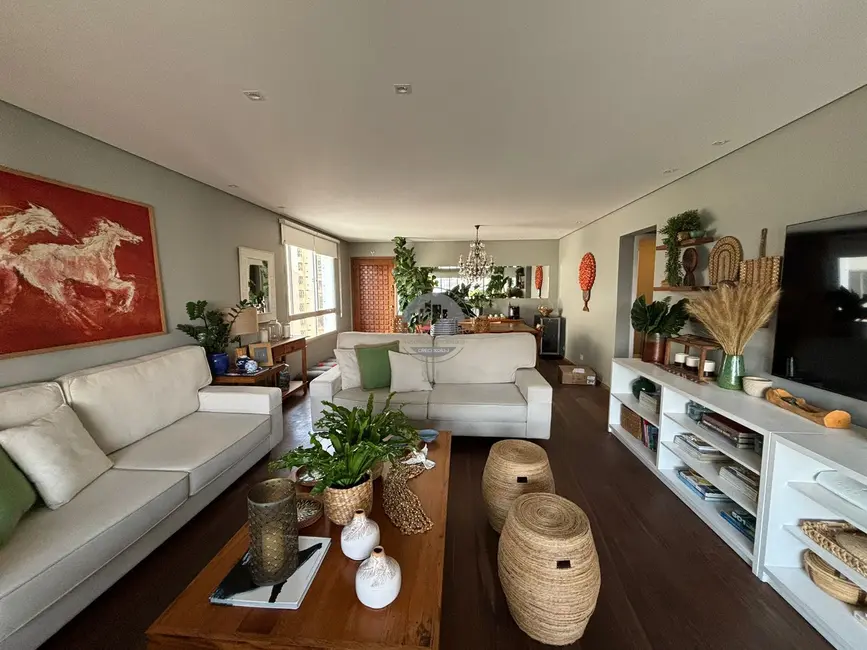 Apartamento com 3 quartos à venda, 150m2 em Indianópolis, São Paulo - SP - imagem 3 Foto 3 de Apartamento com 3 quartos à venda, 150m2 em Indianópolis, São Paulo - SP