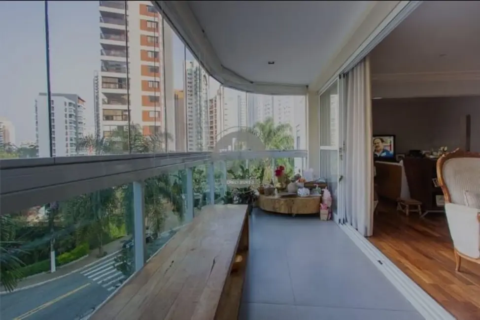 Apartamento com 3 quartos à venda, 128m2 em Vila Andrade, São Paulo - SP - imagem 8 Foto 8 de Apartamento com 3 quartos à venda, 128m2 em Vila Andrade, São Paulo - SP