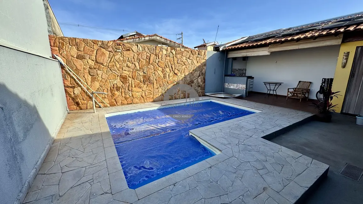 Foto 1 de Casa com 2 quartos à venda, 113m2 em Jardim Residencial Elvio Lupo, Araraquara - SP