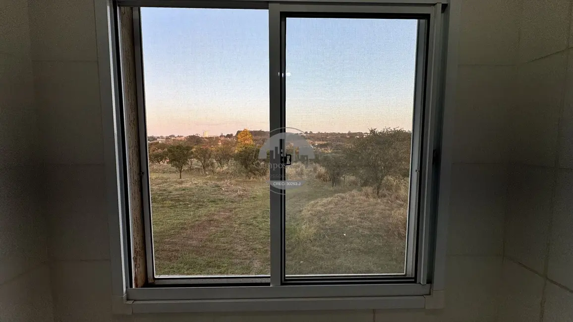 Apartamento com 2 quartos para alugar, 44m2 em Campos Ville, Araraquara - SP - imagem 3 Foto 3 de Apartamento com 2 quartos para alugar, 44m2 em Campos Ville, Araraquara - SP