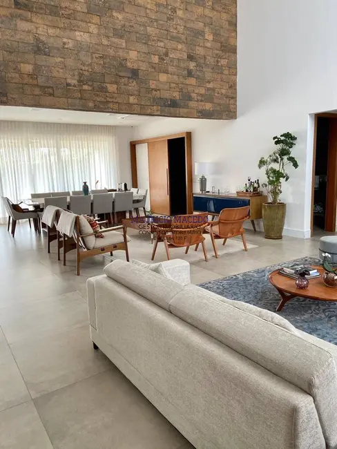 Casa com 4 quartos à venda, 930m2 em Tamboré, Santana De Parnaiba - SP - imagem 2 Foto 2 de Casa com 4 quartos à venda, 930m2 em Tamboré, Santana De Parnaiba - SP