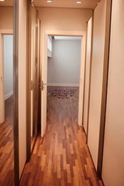 Foto 9 de Casa com 4 quartos à venda, 675m2 em Barueri - SP