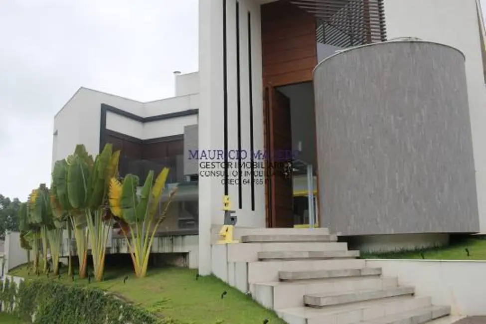 Foto 1 de Casa com 4 quartos à venda, 675m2 em Barueri - SP