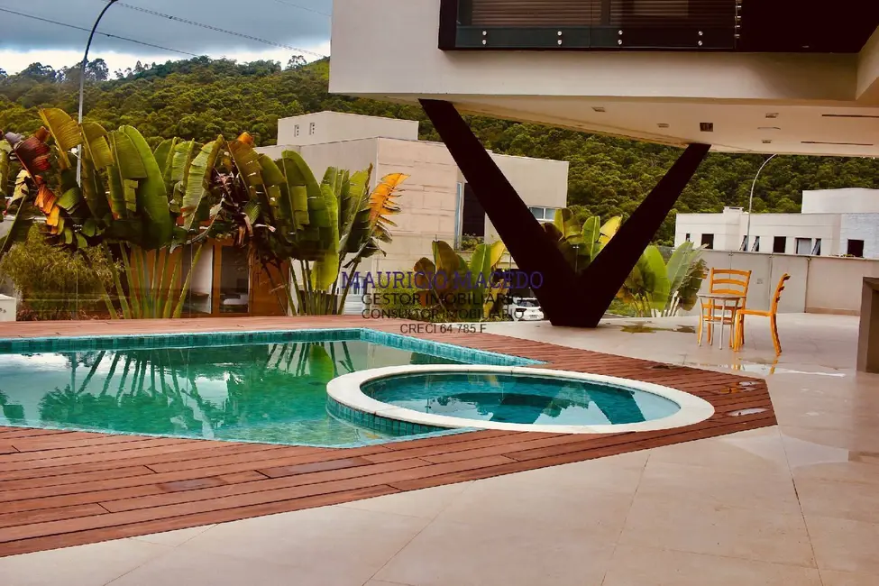 Foto 4 de Casa com 4 quartos à venda, 675m2 em Barueri - SP