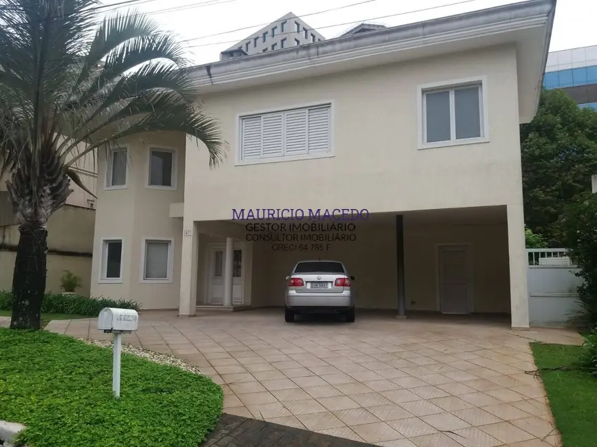 Foto 1 de Casa com 4 quartos à venda, 550m2 em Alphaville Residencial Plus, Barueri - SP