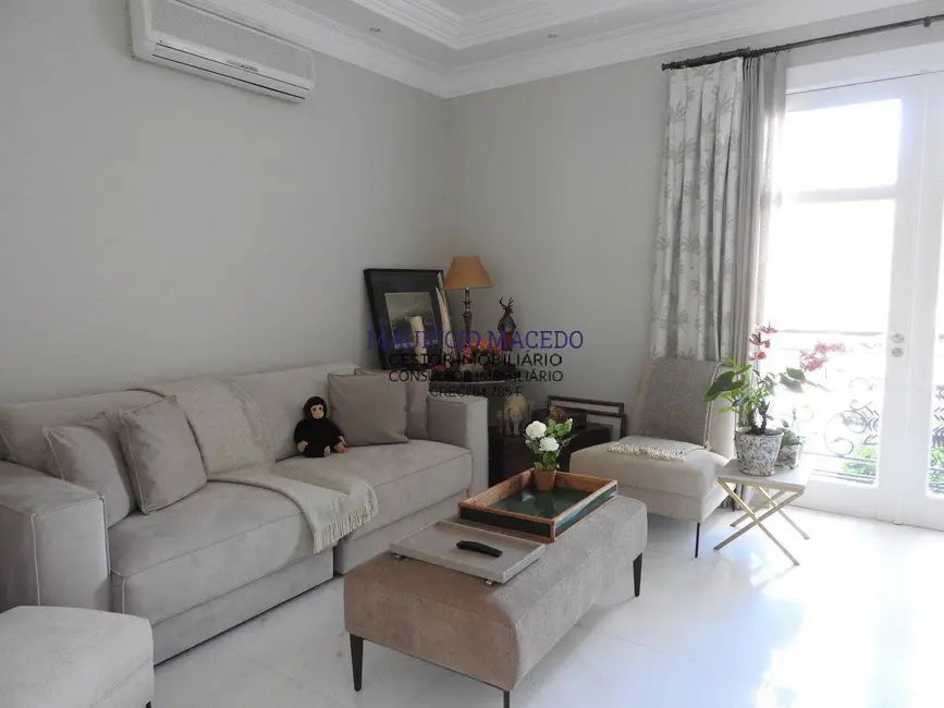 Foto 6 de Casa com 6 quartos à venda, 2700m2 em Santana De Parnaiba - SP