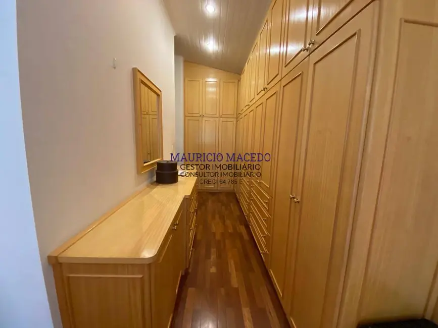 Casa com 4 quartos à venda, 650m2 em Alphaville, Santana De Parnaiba - SP - imagem 3 Foto 3 de Casa com 4 quartos à venda, 650m2 em Alphaville, Santana De Parnaiba - SP