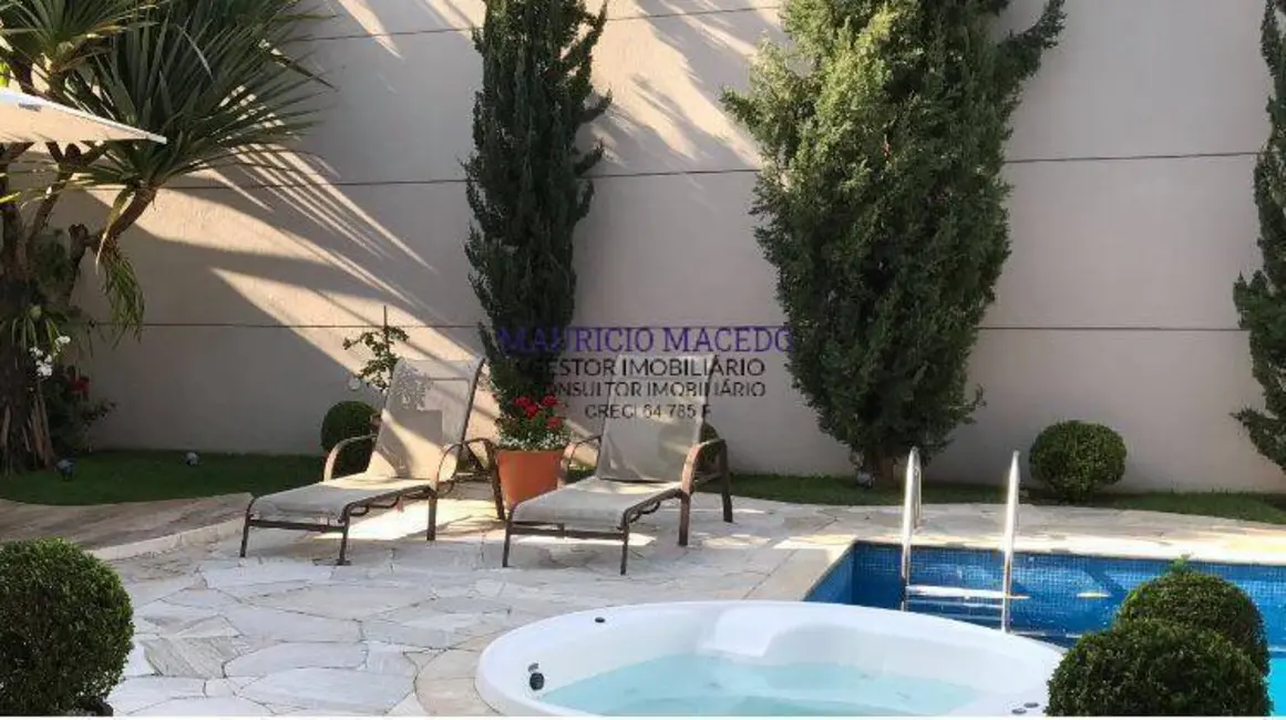 Casa com 4 quartos à venda, 450m2 em Alphaville, Santana De Parnaiba - SP - imagem 3 Foto 3 de Casa com 4 quartos à venda, 450m2 em Alphaville, Santana De Parnaiba - SP