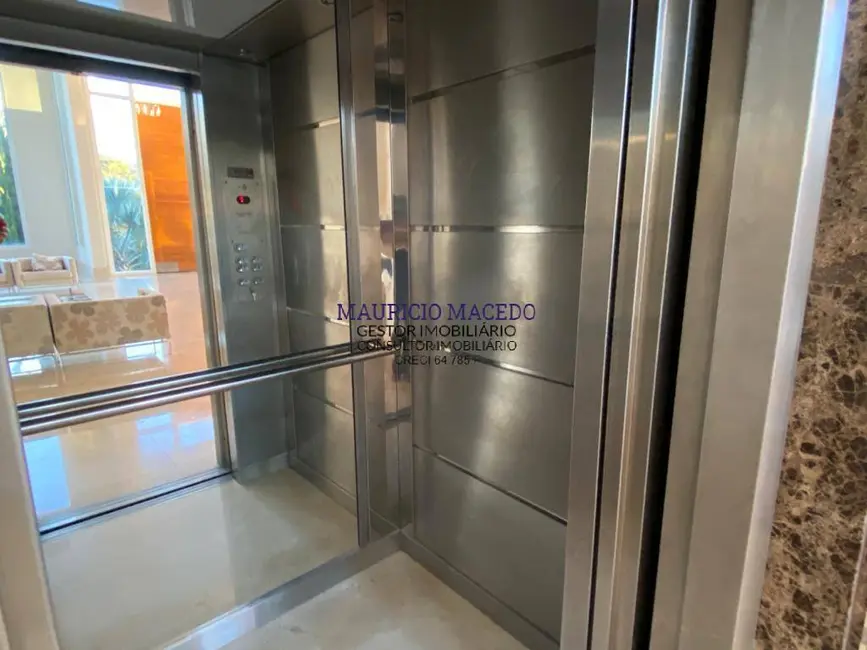 Foto 8 de Casa com 5 quartos à venda, 2200m2 em Residencial Tamboré, Barueri - SP