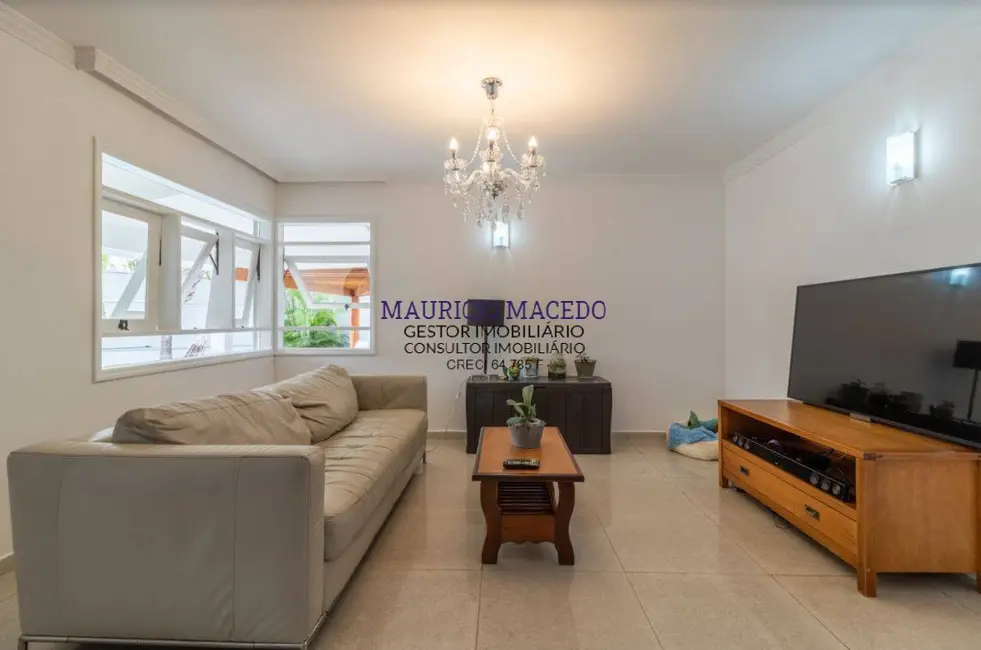 Casa com 5 quartos à venda, 530m2 em Alphaville, Santana De Parnaiba - SP - imagem 9 Foto 9 de Casa com 5 quartos à venda, 530m2 em Alphaville, Santana De Parnaiba - SP