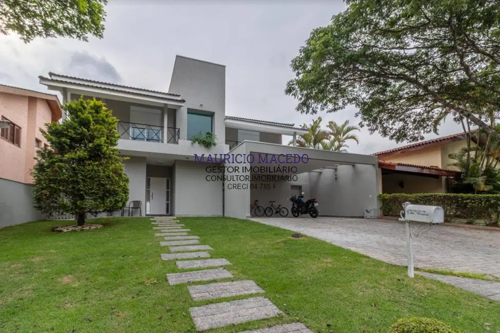 Casa com 5 quartos à venda, 530m2 em Alphaville, Santana De Parnaiba - SP - imagem 3 Foto 3 de Casa com 5 quartos à venda, 530m2 em Alphaville, Santana De Parnaiba - SP