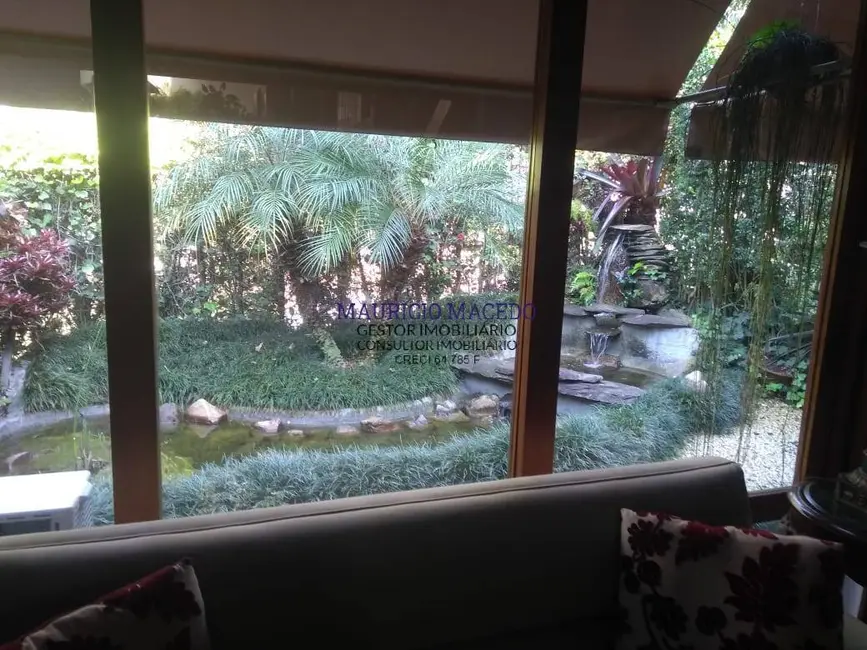 Casa com 3 quartos à venda, 220m2 em Alphaville, Santana De Parnaiba - SP - imagem 6 Foto 6 de Casa com 3 quartos à venda, 220m2 em Alphaville, Santana De Parnaiba - SP