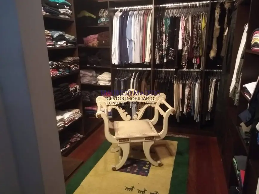 Casa com 3 quartos à venda, 220m2 em Alphaville, Santana De Parnaiba - SP - imagem 5 Foto 5 de Casa com 3 quartos à venda, 220m2 em Alphaville, Santana De Parnaiba - SP