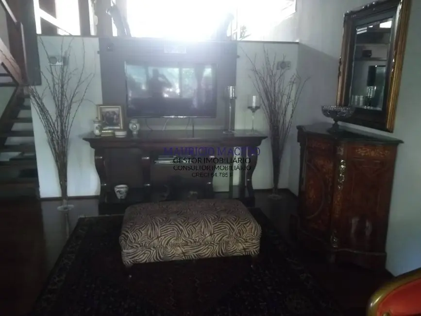 Casa com 3 quartos à venda, 220m2 em Alphaville, Santana De Parnaiba - SP - imagem 3 Foto 3 de Casa com 3 quartos à venda, 220m2 em Alphaville, Santana De Parnaiba - SP