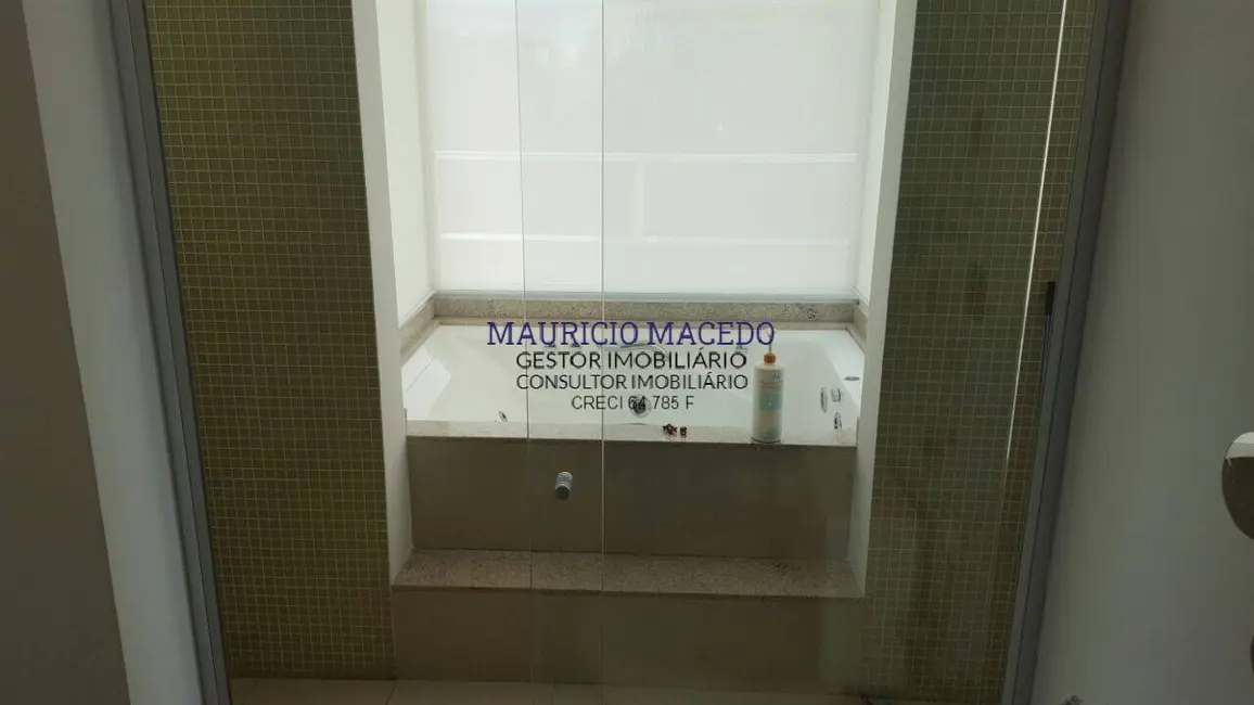 Casa com 4 quartos à venda, 440m2 em Alphaville, Santana De Parnaiba - SP - imagem 3 Foto 3 de Casa com 4 quartos à venda, 440m2 em Alphaville, Santana De Parnaiba - SP