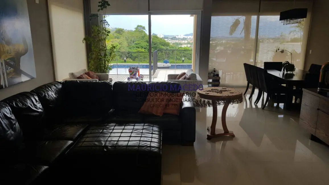 Casa com 4 quartos à venda, 440m2 em Alphaville, Santana De Parnaiba - SP - imagem 5 Foto 5 de Casa com 4 quartos à venda, 440m2 em Alphaville, Santana De Parnaiba - SP