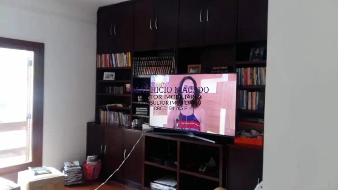 Foto 4 de Casa com 4 quartos à venda, 360m2 em Barueri - SP