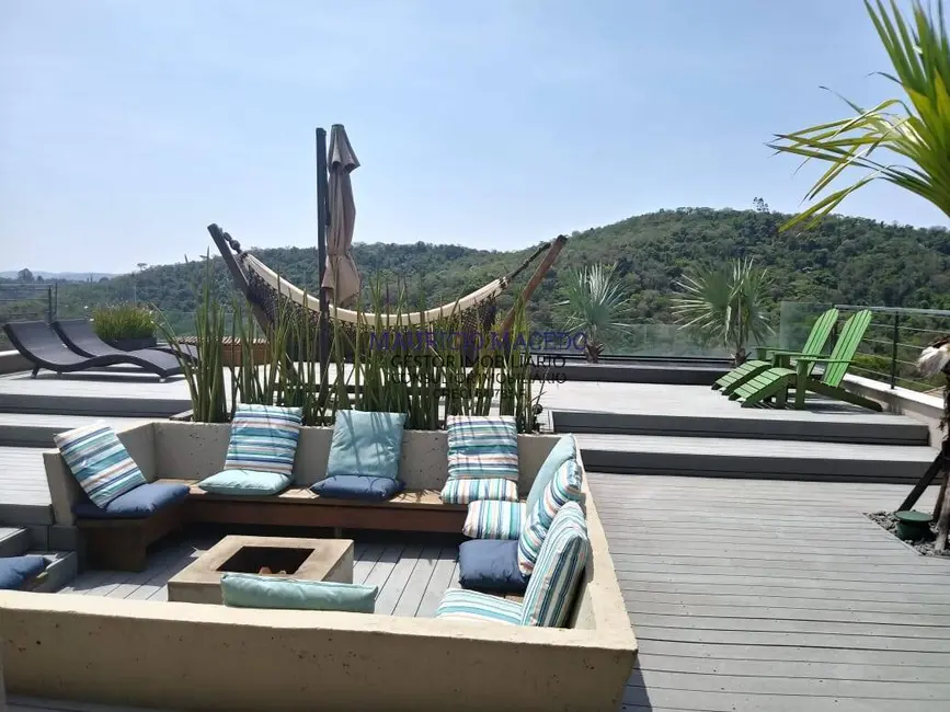 Casa com 3 quartos à venda e para alugar, 490m2 em Alphaville, Santana De Parnaiba - SP - imagem 3 Foto 3 de Casa com 3 quartos à venda e para alugar, 490m2 em Alphaville, Santana De Parnaiba - SP