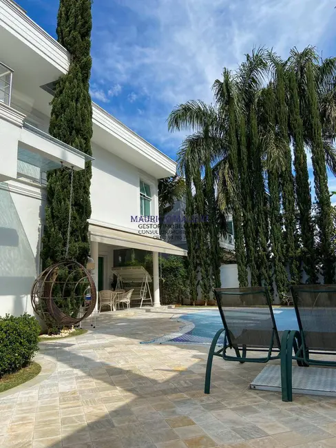 Foto 2 de Casa com 5 quartos à venda, 670m2 em Alphaville Residencial Um, Barueri - SP