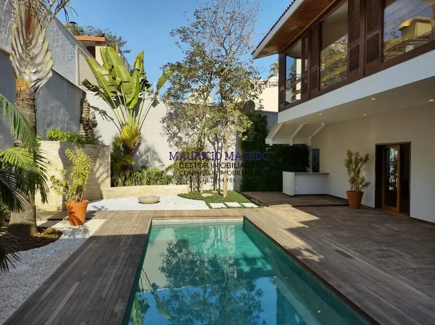 Casa com 5 quartos à venda e para alugar, 572m2 em Alphaville Residencial Um, Barueri - SP - imagem 9 Foto 9 de Casa com 5 quartos à venda e para alugar, 572m2 em Alphaville Residencial Um, Barueri - SP