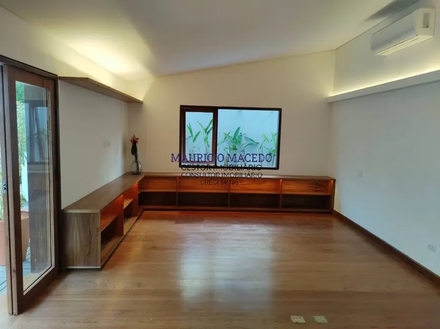 Casa com 5 quartos à venda e para alugar, 572m2 em Alphaville Residencial Um, Barueri - SP - imagem 7 Foto 7 de Casa com 5 quartos à venda e para alugar, 572m2 em Alphaville Residencial Um, Barueri - SP