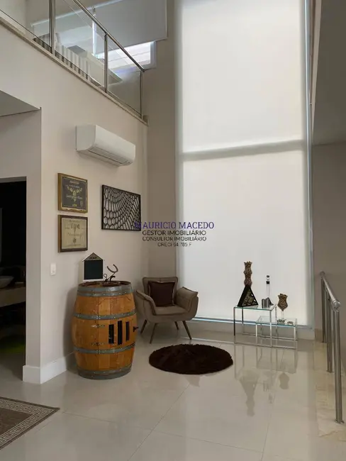 Foto 3 de Casa com 4 quartos à venda, 454m2 em Alphaville Conde II, Barueri - SP