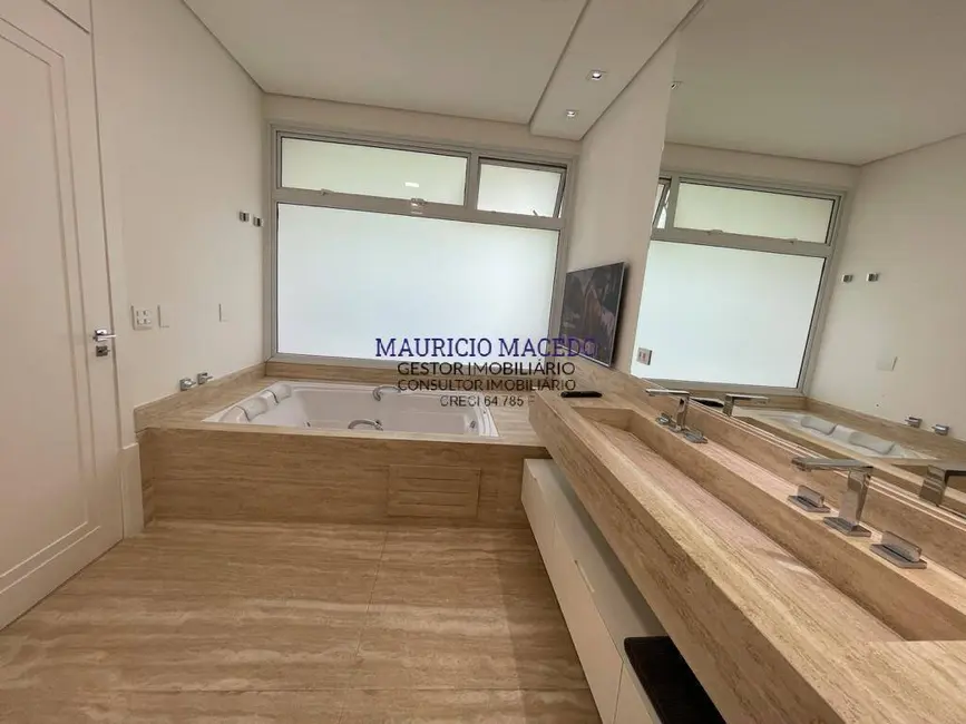 Foto 8 de Casa com 4 quartos à venda, 520m2 em Tamboré, Santana De Parnaiba - SP