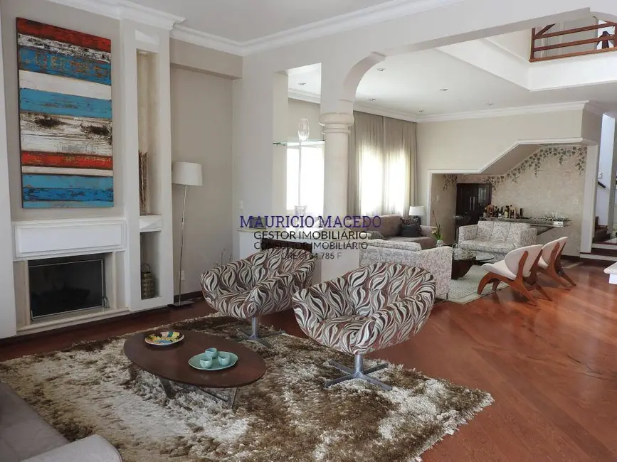 Casa com 4 quartos à venda e para alugar, 546m2 em Alphaville, Santana De Parnaiba - SP - imagem 3 Foto 3 de Casa com 4 quartos à venda e para alugar, 546m2 em Alphaville, Santana De Parnaiba - SP