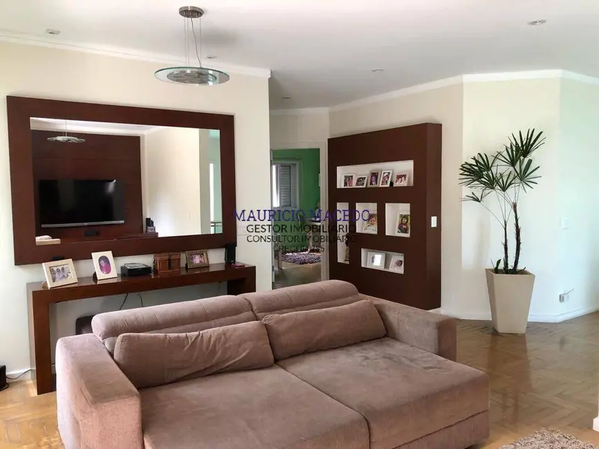 Casa com 4 quartos à venda, 560m2 em Alphaville, Santana De Parnaiba - SP - imagem 5 Foto 5 de Casa com 4 quartos à venda, 560m2 em Alphaville, Santana De Parnaiba - SP