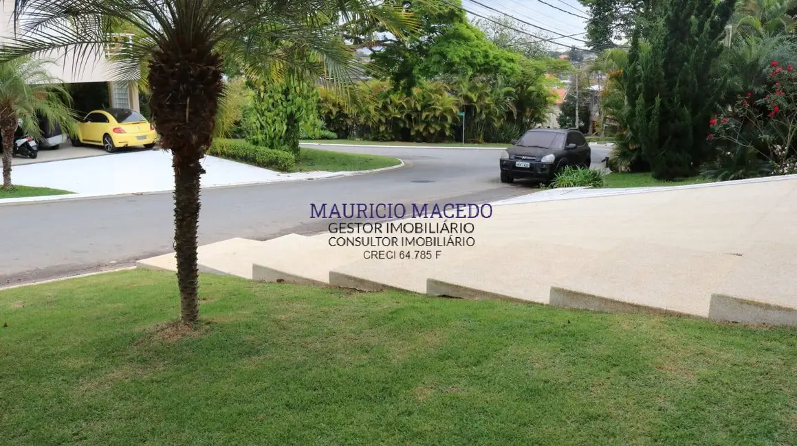 Casa com 4 quartos para alugar, 410m2 em Alphaville, Santana De Parnaiba - SP - imagem 2 Foto 2 de Casa com 4 quartos para alugar, 410m2 em Alphaville, Santana De Parnaiba - SP