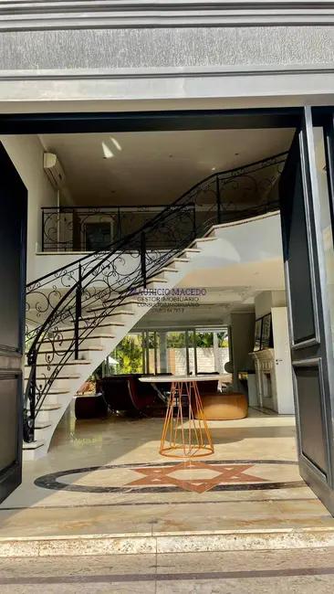 Foto 3 de Casa com 4 quartos para alugar, 773m2 em Alphaville, Santana De Parnaiba - SP