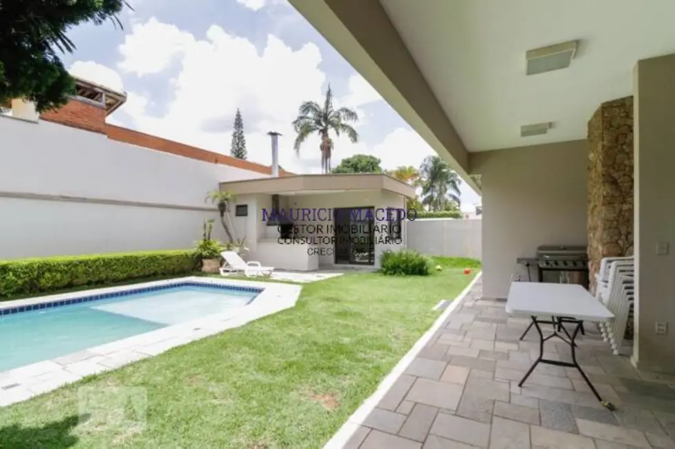 Casa com 4 quartos à venda, 560m2 em Barueri - SP - imagem 2 Foto 2 de Casa com 4 quartos à venda, 560m2 em Barueri - SP