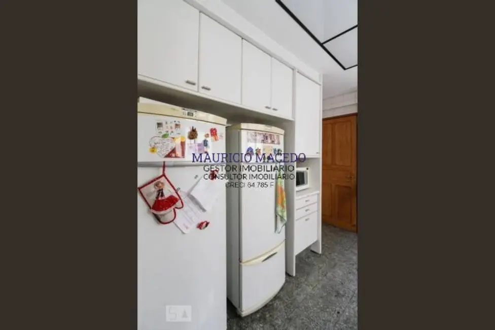 Casa com 4 quartos à venda, 560m2 em Barueri - SP - imagem 8 Foto 8 de Casa com 4 quartos à venda, 560m2 em Barueri - SP