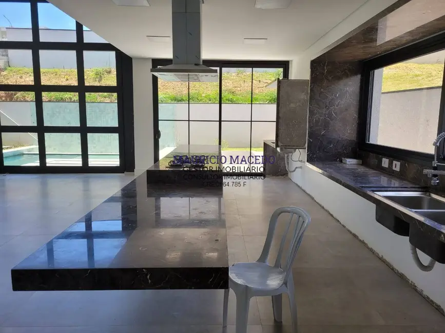 Casa com 3 quartos à venda, 512m2 em Alphaville, Santana De Parnaiba - SP - imagem 5 Foto 5 de Casa com 3 quartos à venda, 512m2 em Alphaville, Santana De Parnaiba - SP
