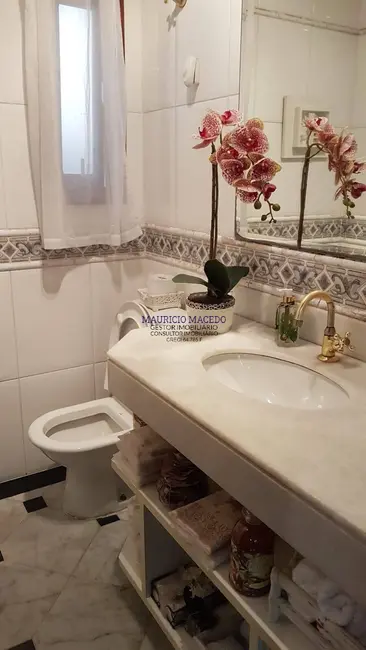 Foto 4 de Casa com 4 quartos à venda e para alugar, 638m2 em Barueri - SP