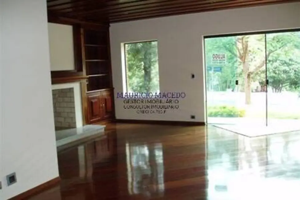 Foto 6 de Casa com 4 quartos para alugar, 1300m2 em Barueri - SP