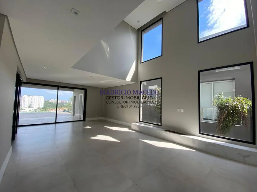 Casa com 4 quartos à venda, 482m2 em Tamboré, Santana De Parnaiba - SP - imagem 3 Foto 3 de Casa com 4 quartos à venda, 482m2 em Tamboré, Santana De Parnaiba - SP