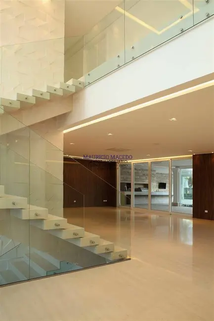 Foto 3 de Casa com 5 quartos à venda, 2000m2 em Barueri - SP