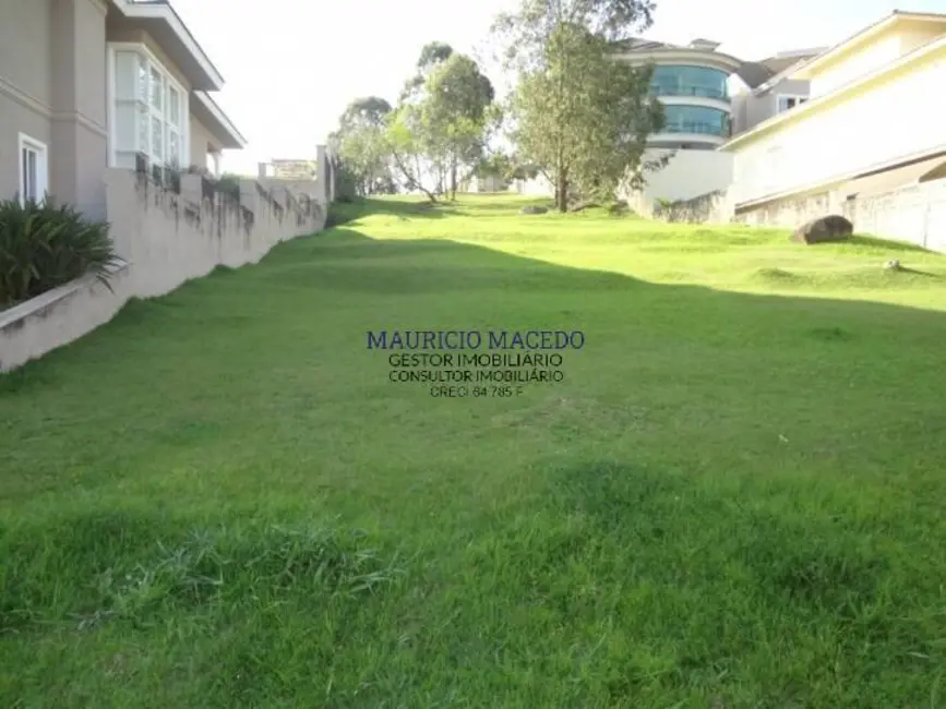 Foto 1 de Terreno / Lote à venda, 800m2 em Barueri - SP