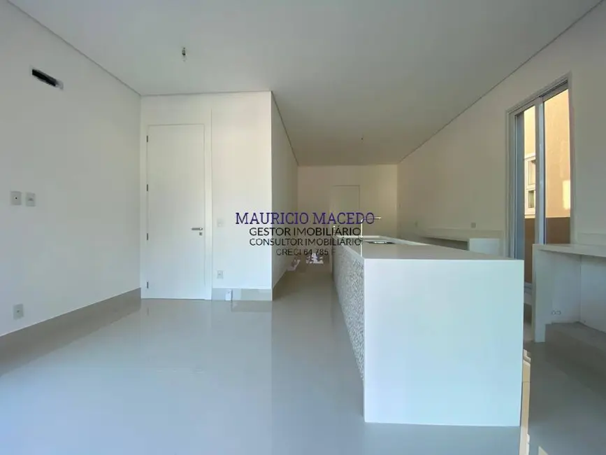 Casa com 5 quartos à venda, 729m2 em Alphaville, Santana De Parnaiba - SP - imagem 5 Foto 5 de Casa com 5 quartos à venda, 729m2 em Alphaville, Santana De Parnaiba - SP