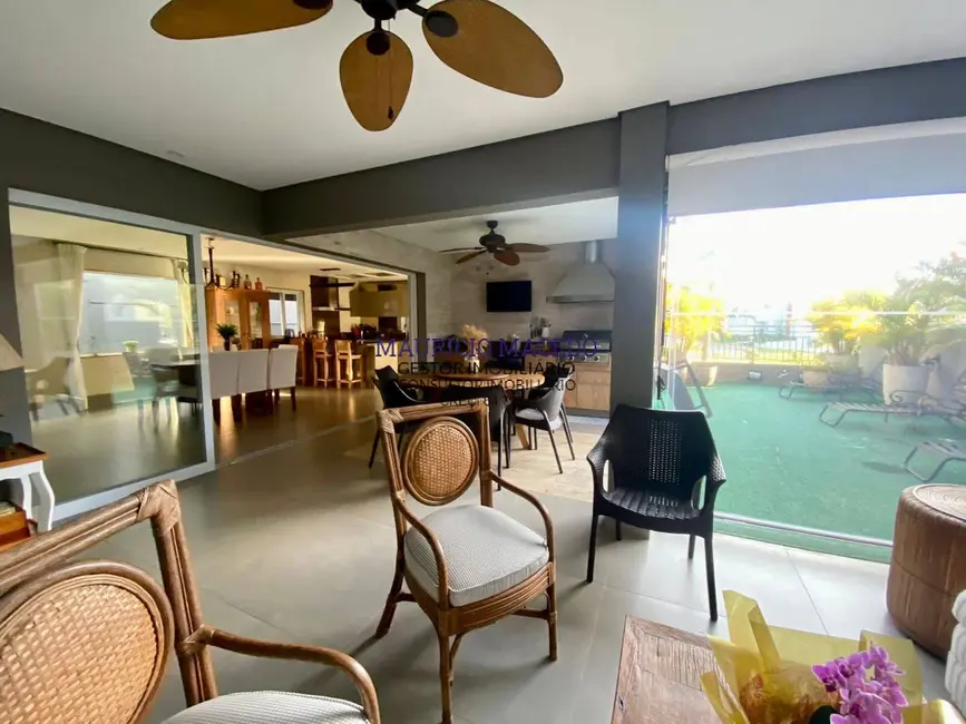 Foto 6 de Casa com 3 quartos à venda e para alugar, 420m2 em Cidade Tamboré, Santana De Parnaiba - SP