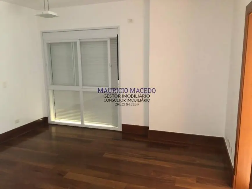 Casa com 4 quartos à venda, 900m2 em Alphaville, Santana De Parnaiba - SP - imagem 9 Foto 9 de Casa com 4 quartos à venda, 900m2 em Alphaville, Santana De Parnaiba - SP