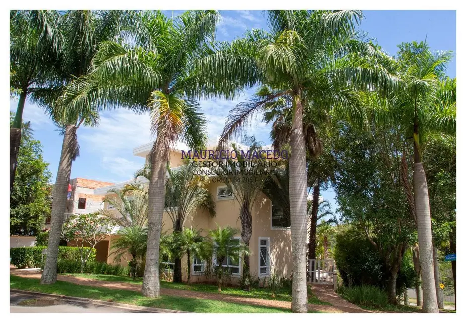 Casa com 5 quartos à venda e para alugar, 546m2 em Alphaville, Santana De Parnaiba - SP - imagem 4 Foto 4 de Casa com 5 quartos à venda e para alugar, 546m2 em Alphaville, Santana De Parnaiba - SP