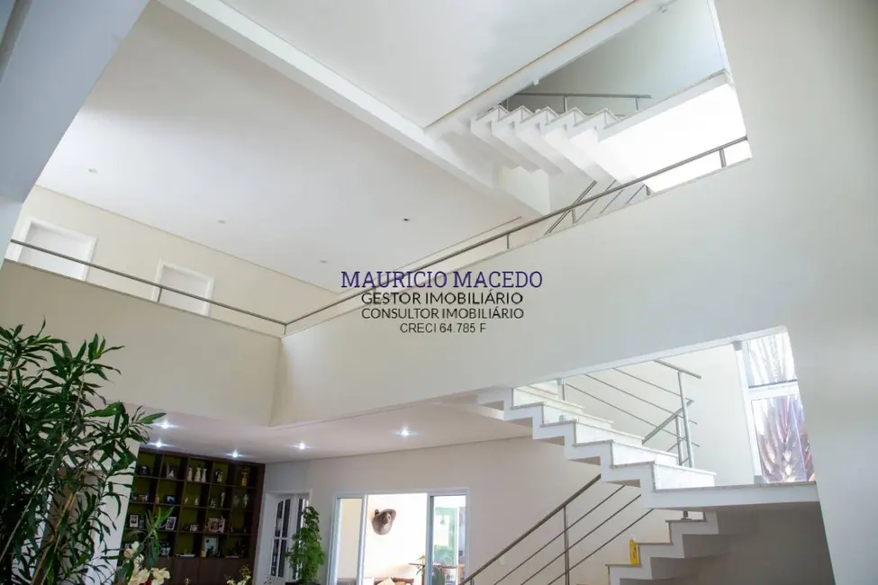 Casa com 5 quartos à venda e para alugar, 546m2 em Alphaville, Santana De Parnaiba - SP - imagem 9 Foto 9 de Casa com 5 quartos à venda e para alugar, 546m2 em Alphaville, Santana De Parnaiba - SP